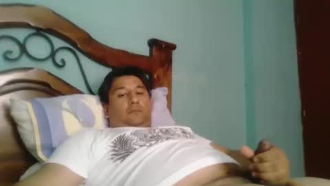 dickeduardo online show from March 10, 2026, 6:24 pm