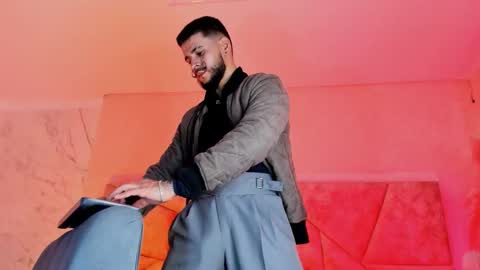 Snapshot of dickgriffith chatting on February 14, 2026, 11:40 am Dick Griffith online show from February 14, 2026, 11:40 am