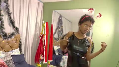 didoelizabeth online show from December 2, 2025, 1:39 pm