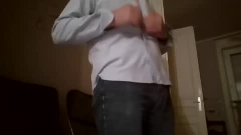 Snapshot of didouille84 chatting on November 2, 2025, 12:57 am ZokZok online show from November 2, 2025, 12:57 am