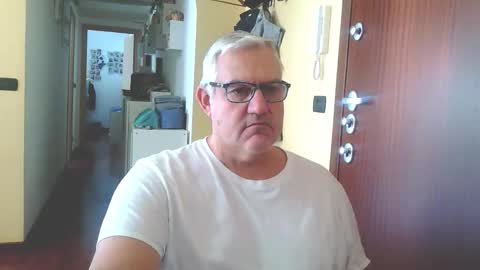 Snapshot of diego_riv71 chatting on November 28, 2025, 10:07 am Diego ITA 71 online show from November 28, 2025, 10:07 am