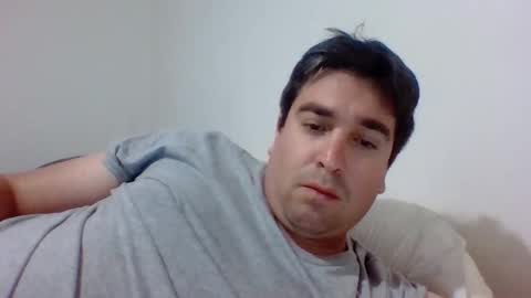 Diego online show from November 21, 2025, 1:37 am