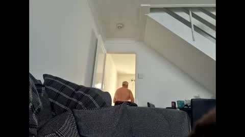 dijoho123 online show from April 4, 2026, 2:47 pm