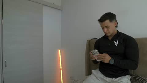 Snapshot of dilan_coy chatting on July 16, 2026, 9:10 pm Dilan Coy online show from July 16, 2026, 9:10 pm