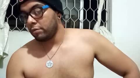 Snapshot of dildoadicto20 chatting on January 9, 2026, 2:36 am ElBoydelCulote online show from January 9, 2026, 2:36 am