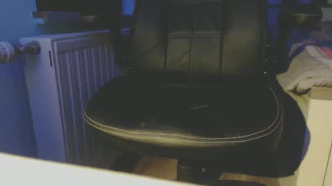 dildolover1278 online show from December 14, 2024, 4:09 pm