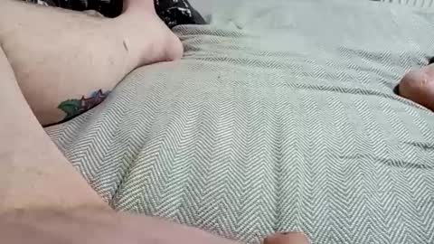 dilevics1985 online show from September 30, 2025, 3:22 am