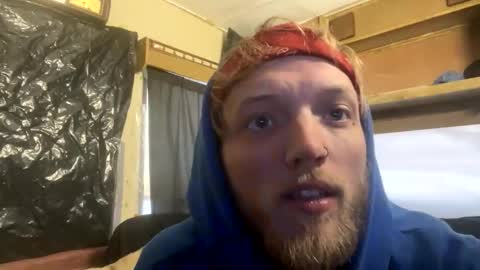 Snapshot of dilf_96 chatting on December 13, 2025, 9:31 pm Daddy online show from December 13, 2025, 9:31 pm