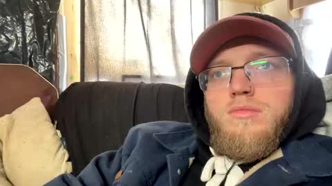 Snapshot of dilf_96 chatting on January 15, 2026, 3:05 pm Daddy online show from January 15, 2026, 3:05 pm