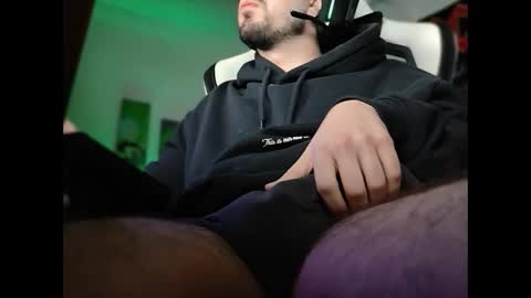 dimas22222 online show from December 24, 2024, 3:37 pm