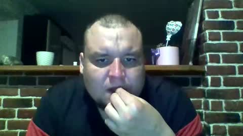 dimasvit5306 online show from April 9, 2026, 6:35 pm