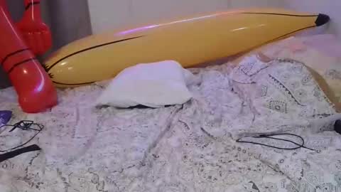 Sofie online show from April 3, 2026, 3:04 am