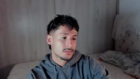 Snapshot of dimitri_targaryen chatting on February 12, 2026, 12:05 am Fabian online show from February 12, 2026, 12:05 am