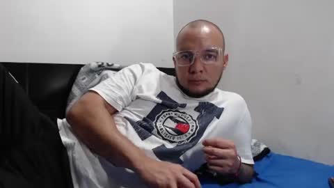 dimitribigdick18 online show from May 2, 2026, 7:08 pm