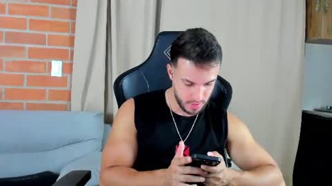 Snapshot of dimitricaruso chatting on June 17, 2026, 11:38 pm dimitricaruso online show from June 17, 2026, 11:38 pm