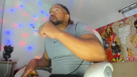 dimitry kyle mucle online show from November 1, 2025, 10:45 pm