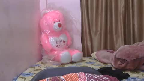 dimple_love online show from March 6, 2026, 7:05 am