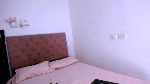 DINA online show from November 9, 2025, 5:55 pm