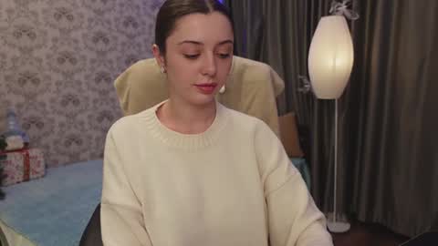 dinacandy online show from December 20, 2024, 2:38 pm