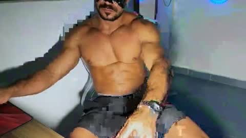 dinhoo14 online show from March 18, 2026, 1:42 am