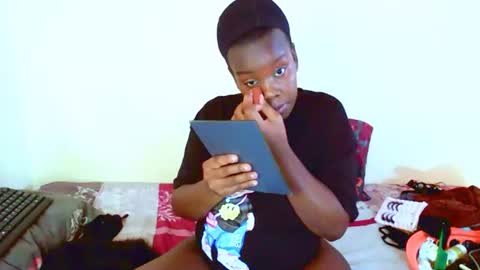 dinnydakrazx online show from January 24, 2025, 7:08 am