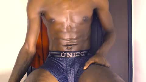 dino1107 online show from February 10, 2026, 2:15 am