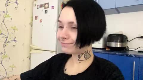 Snapshot of dinorahdamoro chatting on October 20, 2025, 8:20 pm Cate online show from October 20, 2025, 8:20 pm