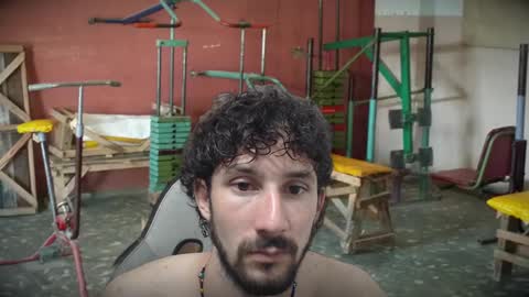 Snapshot of dioni_soe chatting on March 2, 2025, 3:24 am Henry online show from March 2, 2025, 3:24 am