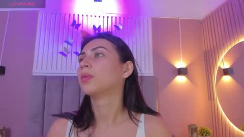 Cristal  online show from January 22, 2025, 3:20 am