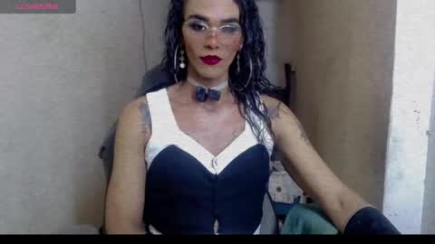 diosa_v_ online show from November 3, 2025, 7:15 pm