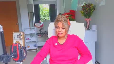 diosadeluniverso_ online show from March 11, 2026, 12:22 pm