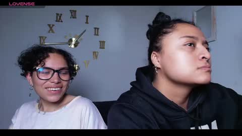 Valentine online show from April 19, 2026, 7:27 pm