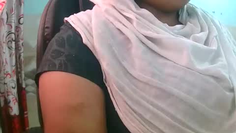 Snapshot of dipa2345569393 chatting on February 9, 2026, 4:27 am dipa2345569393 online show from February 9, 2026, 4:27 am