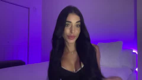 Snapshot of dirianyisabelx chatting on November 1, 2025, 10:56 pm Diriany Isabel online show from November 1, 2025, 10:56 pm