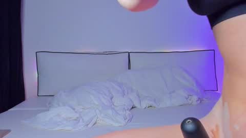 Hailey online show from January 30, 2025, 6:54 pm