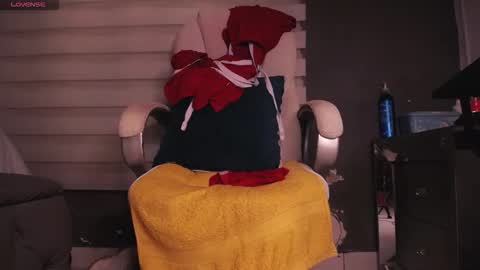 dirty_27cms online show from December 13, 2025, 7:53 pm