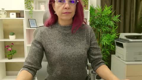 dirty_mature online show from January 7, 2026, 2:19 pm