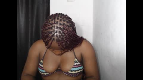 Snapshot of dirtyangel70 chatting on February 15, 2026, 7:51 am Dirtyangel online show from February 15, 2026, 7:51 am