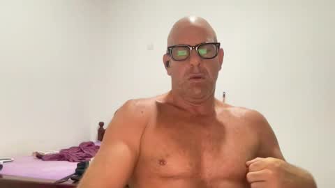 Dirtydanlondon online show from February 25, 2026, 12:09 am