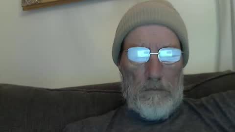 Snapshot of dirtynastyoldman chatting on December 4, 2025, 12:03 pm dirtynastyoldman online show from December 4, 2025, 12:03 pm