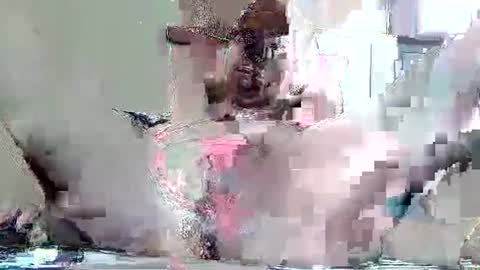 ella online show from March 8, 2025, 5:49 am