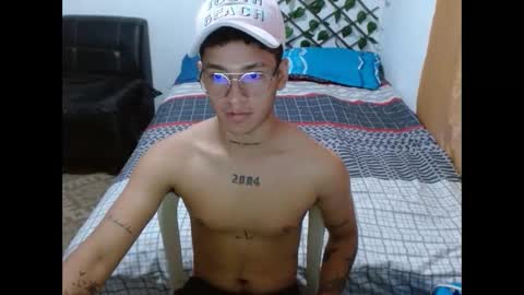 Snapshot of dirtyslimlatin chatting on May 5, 2026, 5:21 pm dirtyslimlatin online show from May 5, 2026, 5:21 pm
