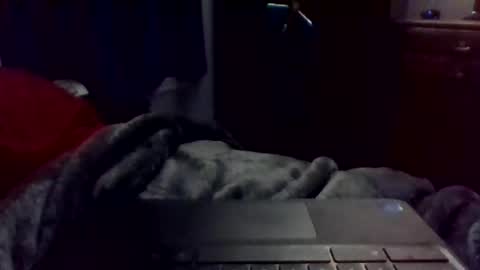 dirtywhite14 online show from October 6, 2025, 2:31 am