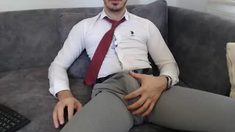 Snapshot of dirtyybooyy77 chatting on February 18, 2026, 11:06 am dirtyybooyy77 online show from February 18, 2026, 11:06 am