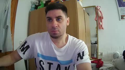 Snapshot of diselobienclaro chatting on December 21, 2025, 12:56 pm diselobienclaro online show from December 21, 2025, 12:56 pm