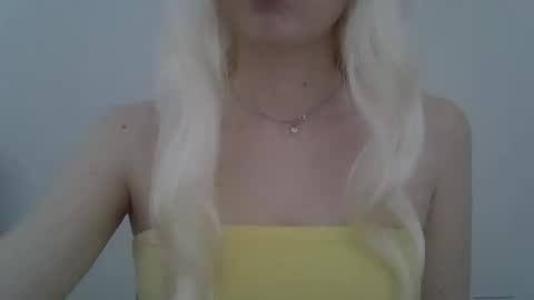 Snapshot of ditamilton chatting on February 10, 2026, 11:03 am DitaMilton online show from February 10, 2026, 11:03 am