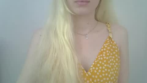 Snapshot of ditamilton chatting on February 14, 2026, 10:01 am DitaMilton online show from February 14, 2026, 10:01 am