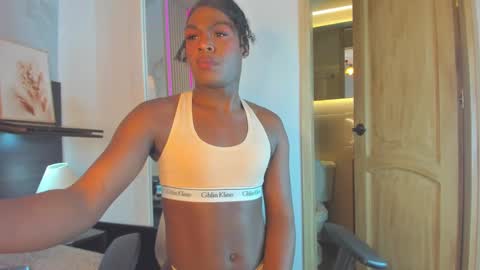 Alejandra online show from February 22, 2025, 12:38 am