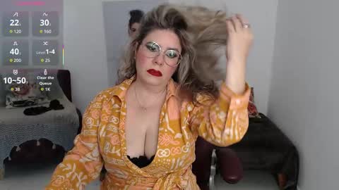 Snapshot of diva_milf chatting on January 17, 2026, 8:12 pm Diva online show from January 17, 2026, 8:12 pm