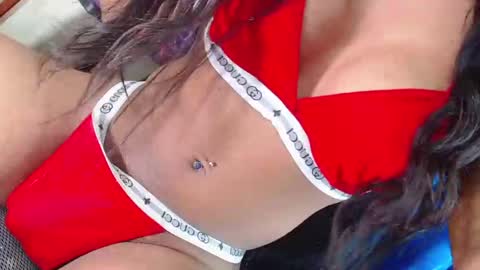 divaxxx4 online show from September 12, 2025, 5:51 am